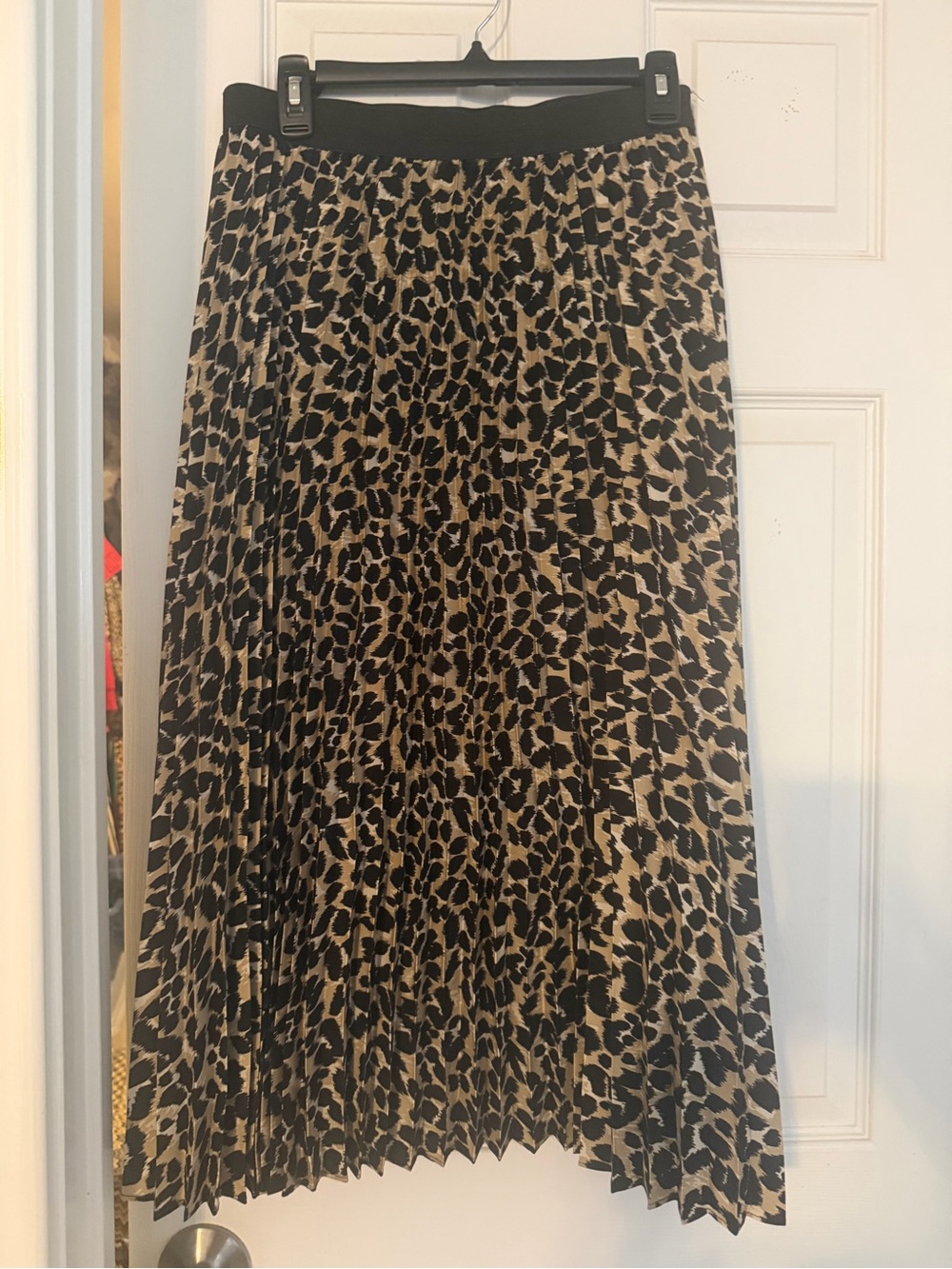 Ava & Aiden Leopard Print Pleated Midi Skirt - Black and Tan